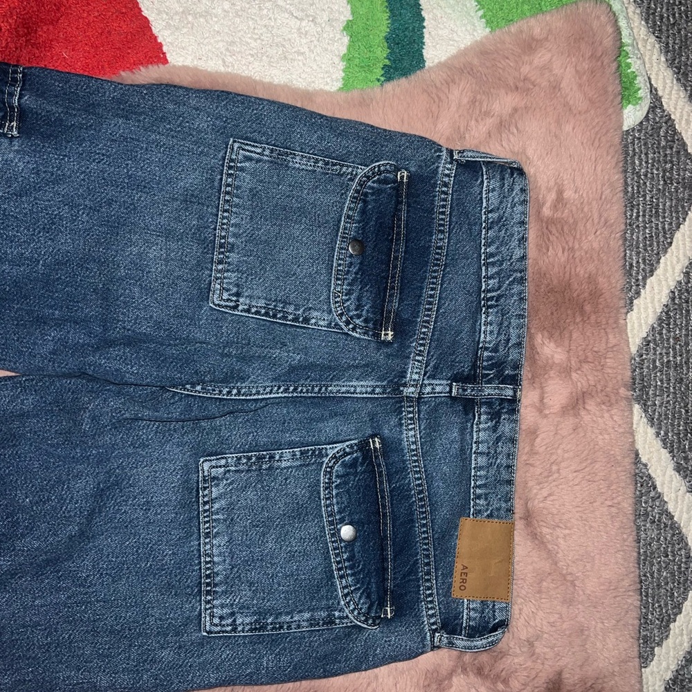 Brand new no tags AERO CARGOS